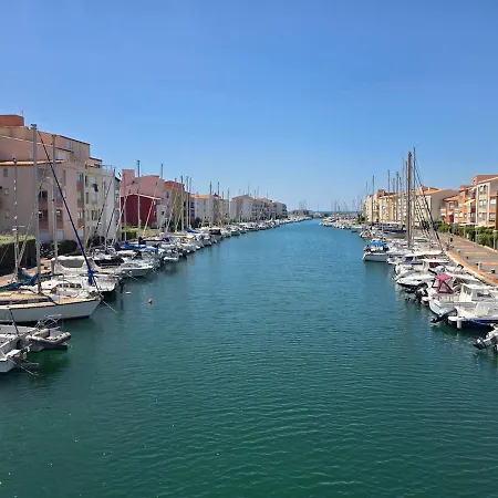 île Des Pêcheurs Piscine, Tennis Et Agde